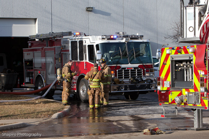Buffalo Grove Fire Department Vapor Bus International fire 1-11-12